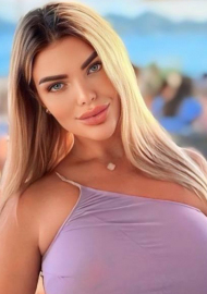 Renata 30 years old United Kingdom London, European bride profile, step2love.com
